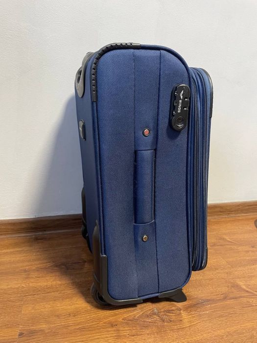 Валіза з роширенням синя