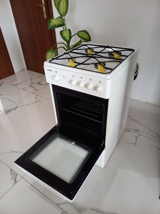 Газова плита Gorenje в чудовому стані