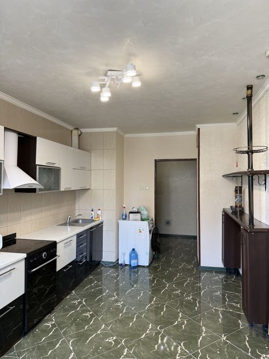 Продаж 2к квартири вул.Срібнокільська 1, ЖК Корона, 4 низький поверх. Позняки, Осокорки, Дарницький район