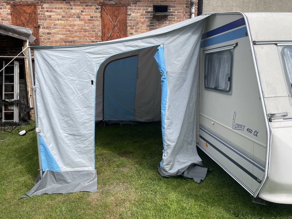 Namiot przedsionek do przyczepy