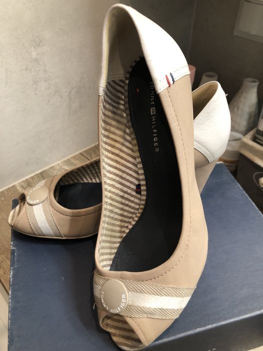 Tommy Hilfinger buty na grubym obcasie 39