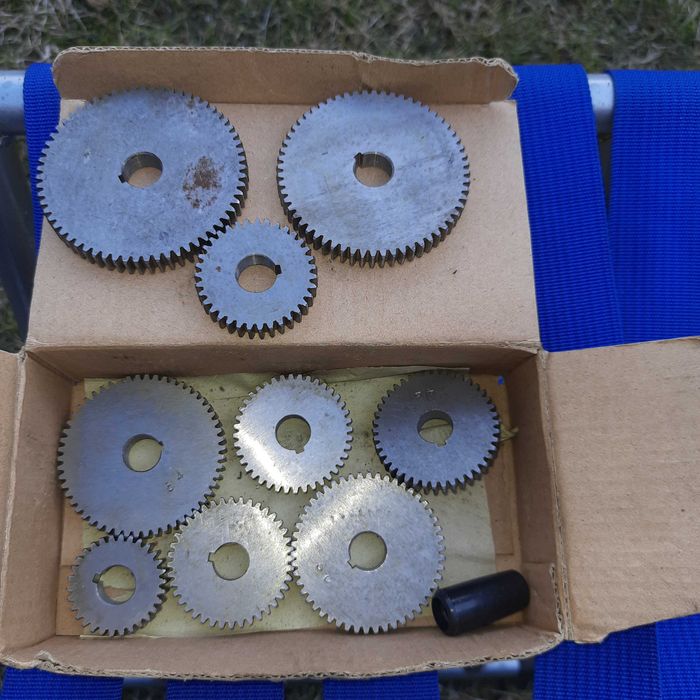 Tokarka  stołowa TECH-MIG  MODEL:  LD 250