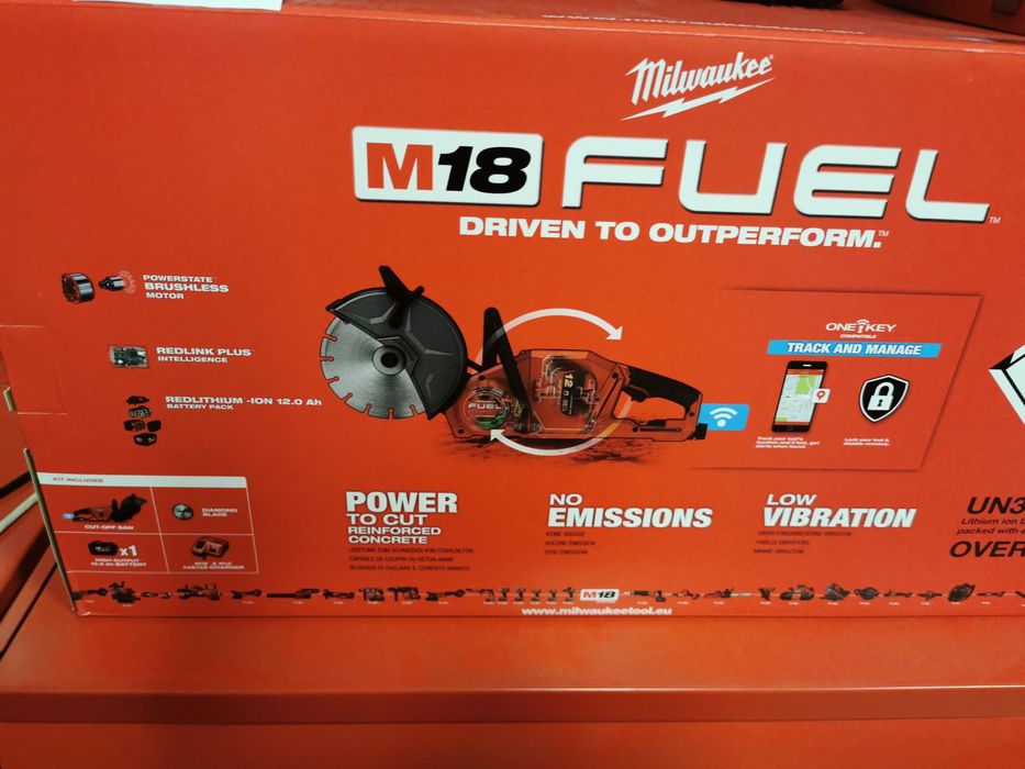 Przecinarka M18FCOS230-121  MILWAUKEE  nowa
nowa oryginalnie zapakowan