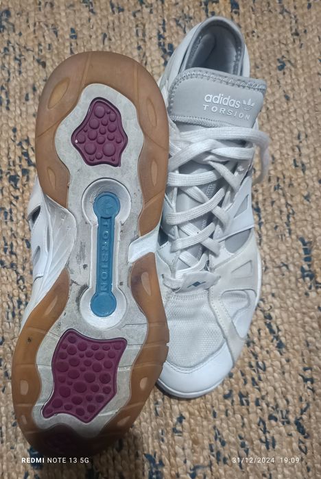 Tênis adidas torsion 44.5