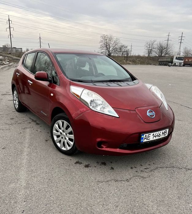 Продам свой Nissan Leaf 2015