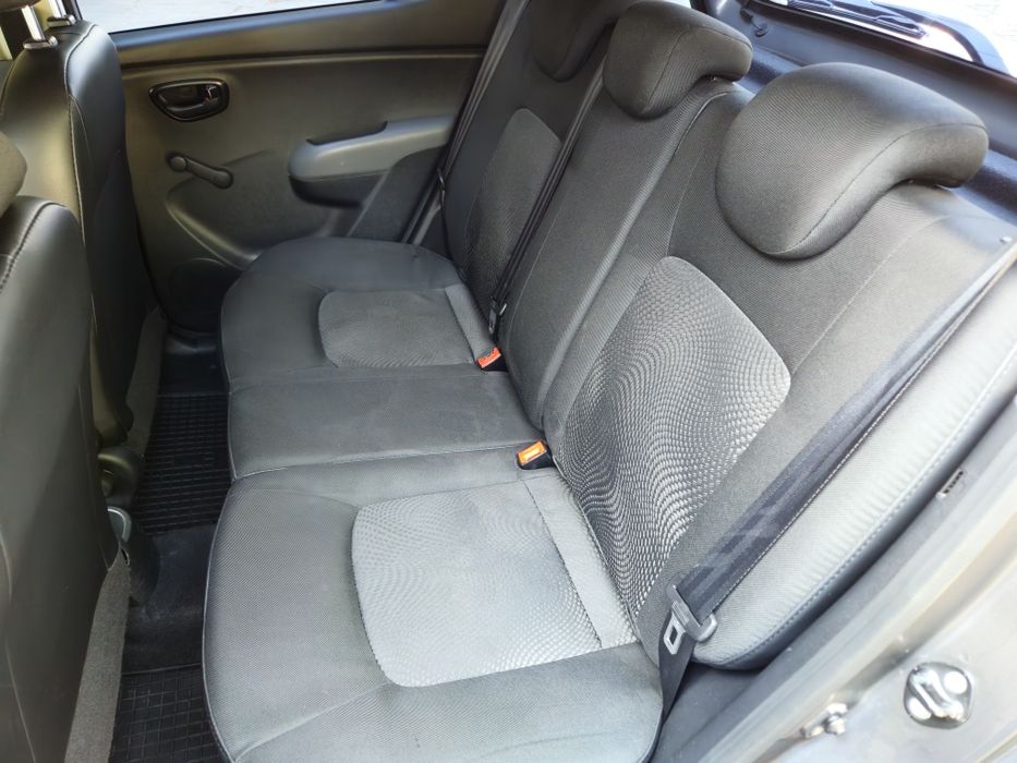 HYUNDAI i10 2012рік 1покол. FL від власника Львів 5200 $
