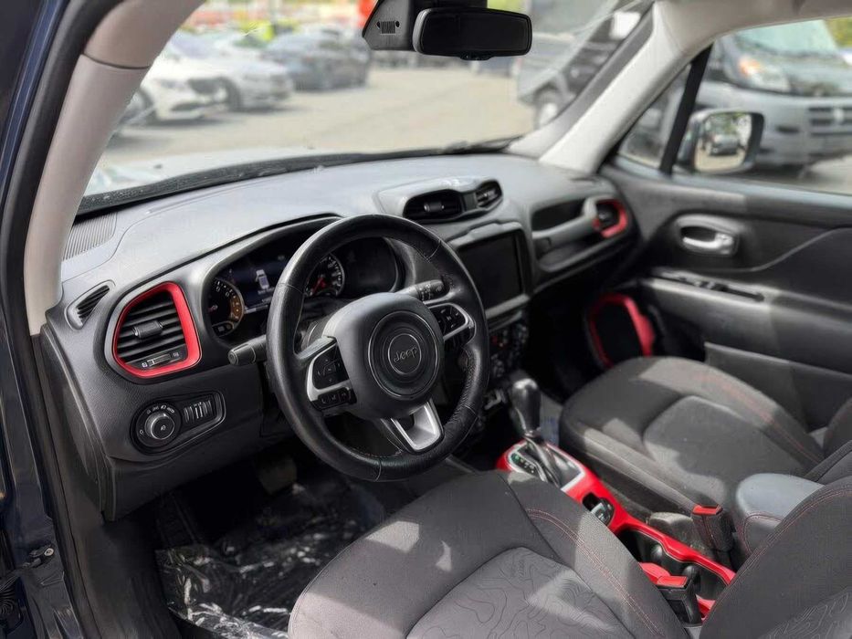 Jeep Renegade      2020