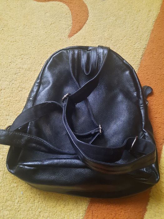 Шкільний рюкзак для дівчинки