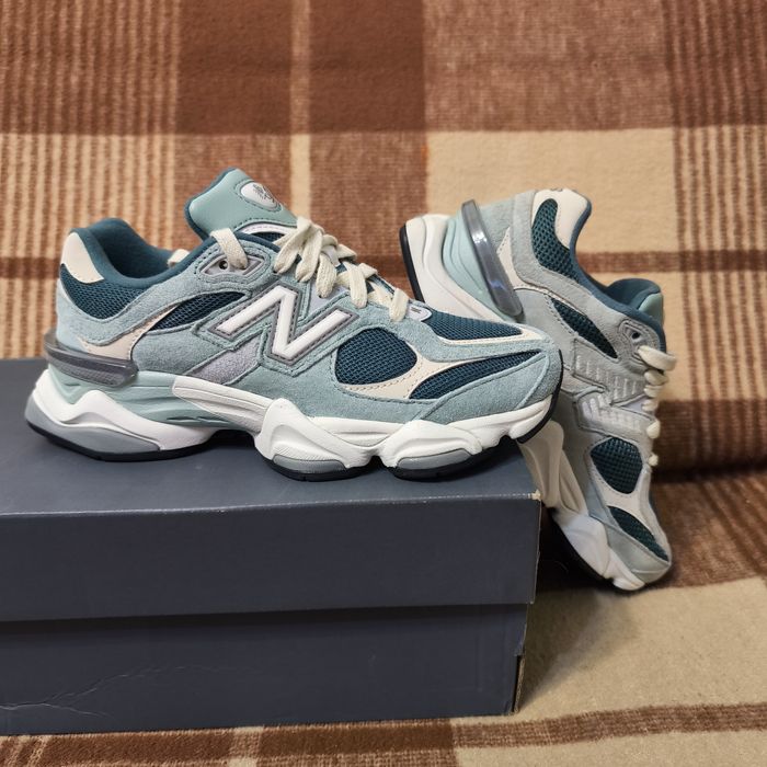 Жіночі кросівки New balance 9060