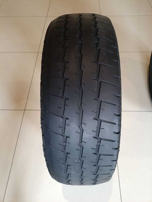 Шина (одна) б/у 225/65R16C 112/110R Starmaxx ProVan ST850 Plus