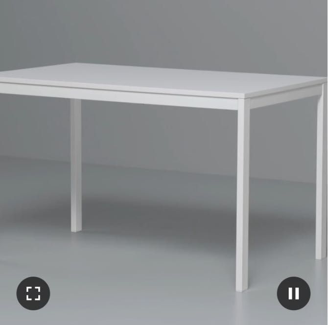 Cadeira e mesa extensível como novas