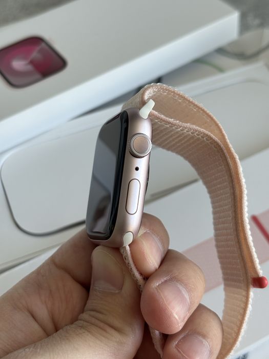 Apple Watch 9 45mm Pink