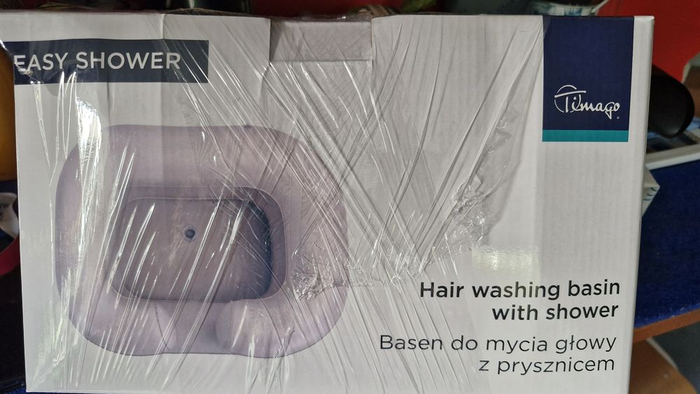 Basen do mycia głowy z prysznicem