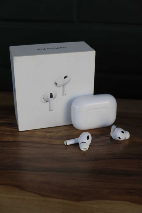 Apple AirPods Pro 2 MagSafe with Charging Case USB-C (MTJV3)