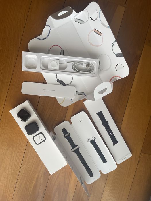 Apple Watch 4 (44mm) AVARIADO (para peças)