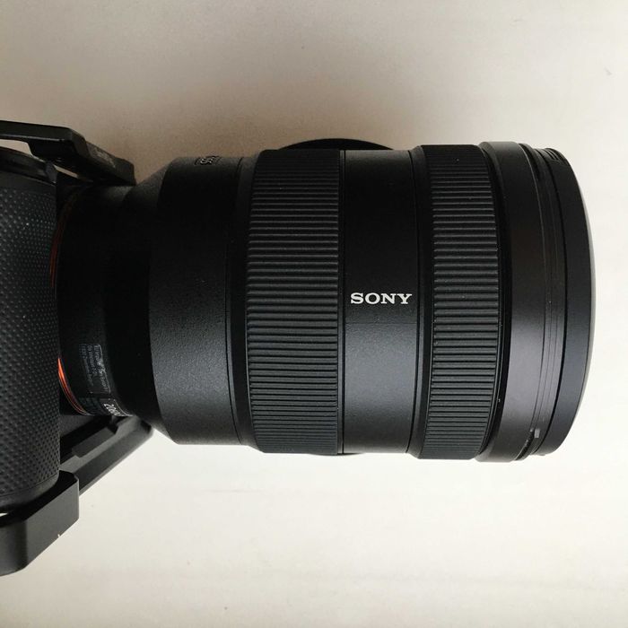 Обʼєктив Sony FE 24-105m F4 G OSS, E-mount Full-Frame лінза