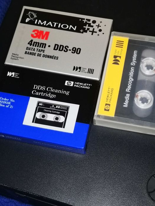 Streamer HP DDS USB-40 zewnetrzny + nowe kasety