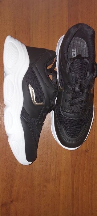 Кросовки підліткові