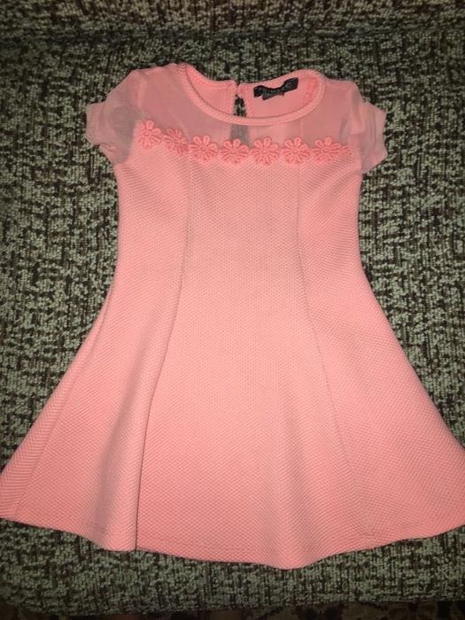 Сукня для дівчинки