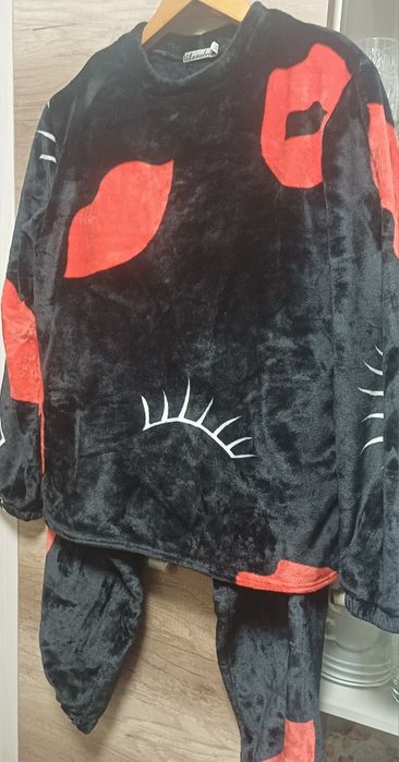 Тепла жіноча піжама - домашній костюм. Розмір 50 . Заміри нижче .