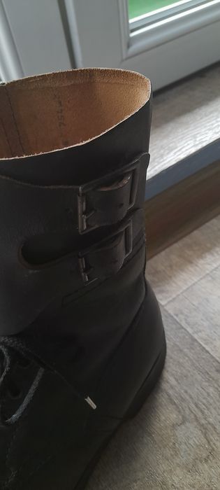 Sprzedam obuwie wojskowe