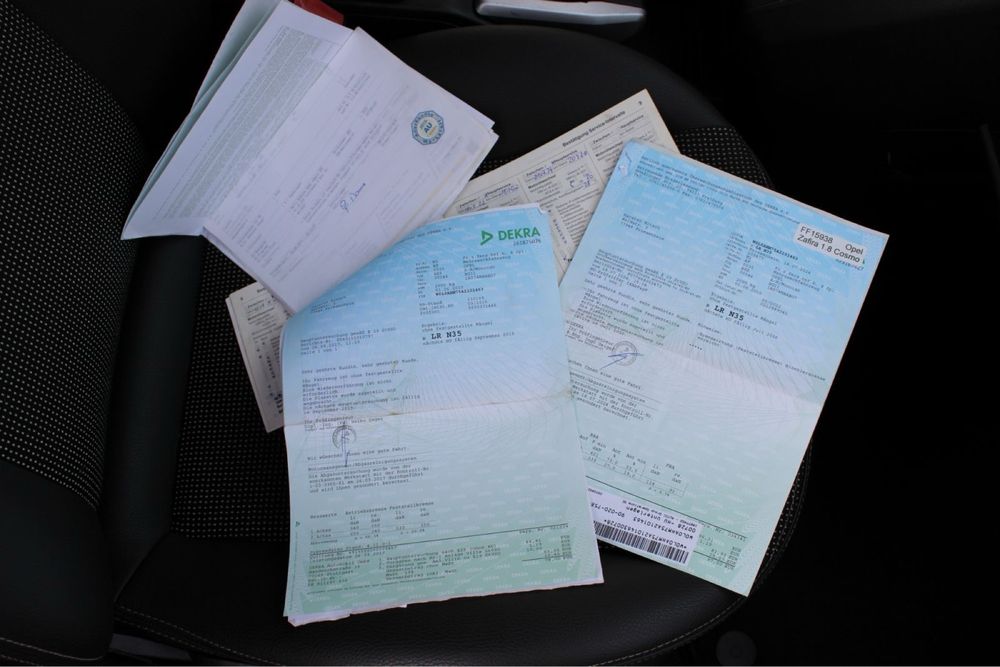 Продам Opel zafira b 1.8 2011