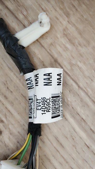 Проводка крышки багажника Ford Escape