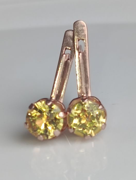 Золотые серьги с СССР Золоті радянські сережки