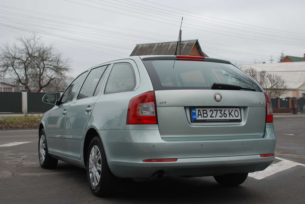 Шкода октавія A5 1,6 MPI