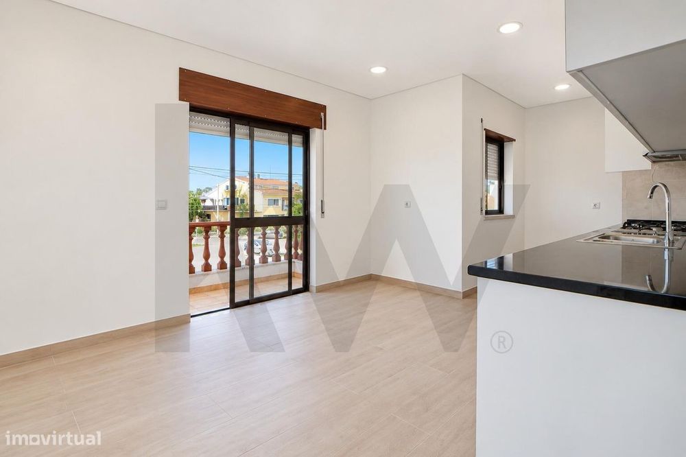 Apartamento T3 em Pinhal de Frades - Arrendamento