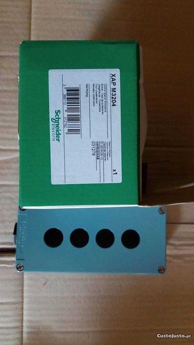 Caixa metálica Schneider Electric