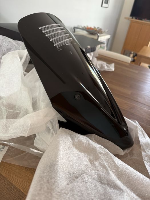 Visor touring Puig para Honda Hornet modelo 2024 - NOVO