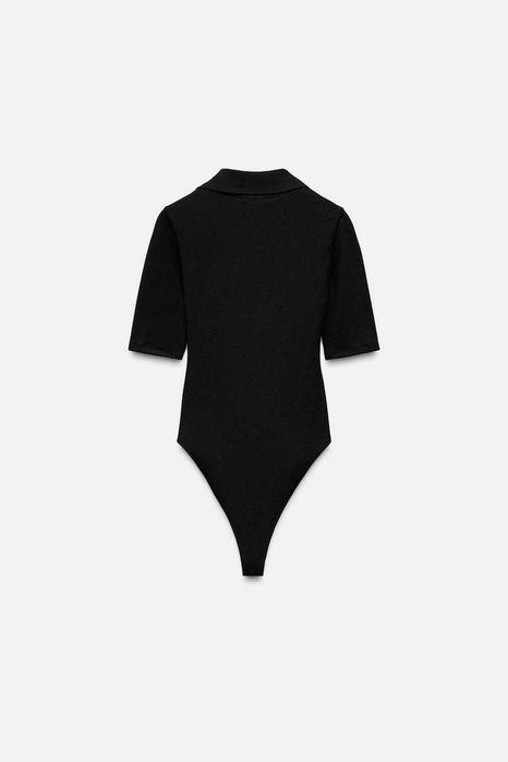 Актуальне в цьому сезоні боді-поло від Zarа,L можна на M. Футболка