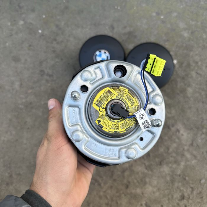Оригінальні подушки безпеки м bmw f10 f15 f25 f30 f80 f01 f02 f07 f16