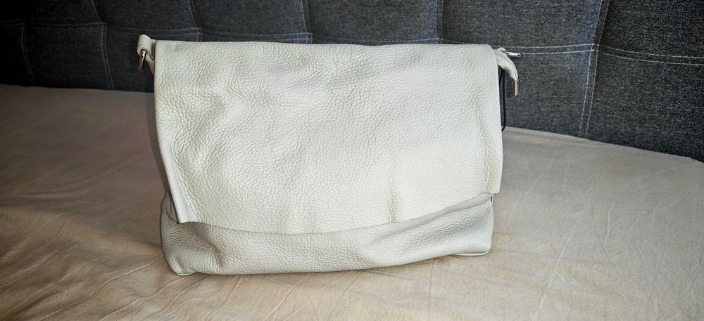 Сумка жіноча шкіряна