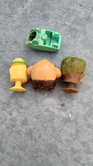 Игрушка – киндер «Тугарин», стикезы.