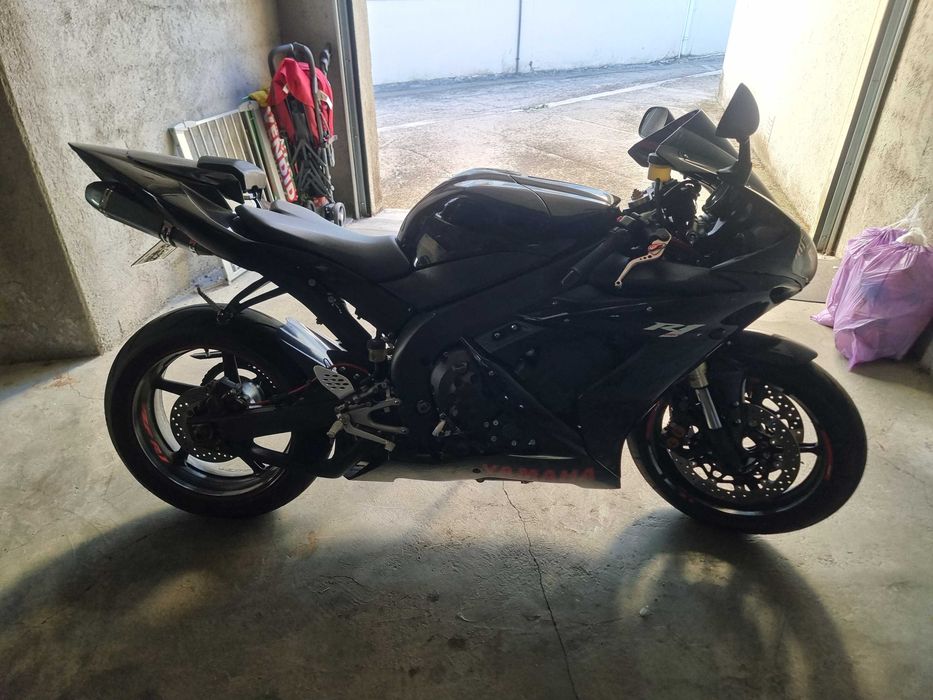 Yamaha r1 30 mil km