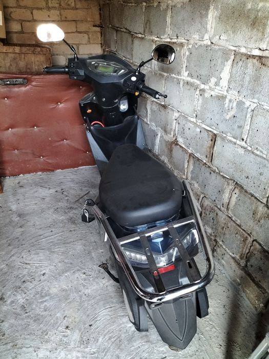 Електроскутер б/у з 2023року