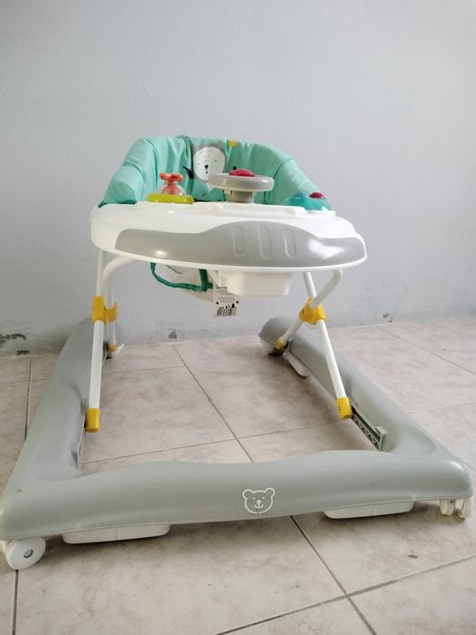 Vendo andador bebê