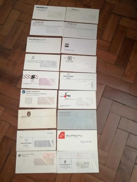Envelopes de empresas desaparecidas e talão de venda do Grandella
