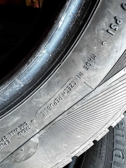 215/70 R15С  Continental VancoCamper шини літо
