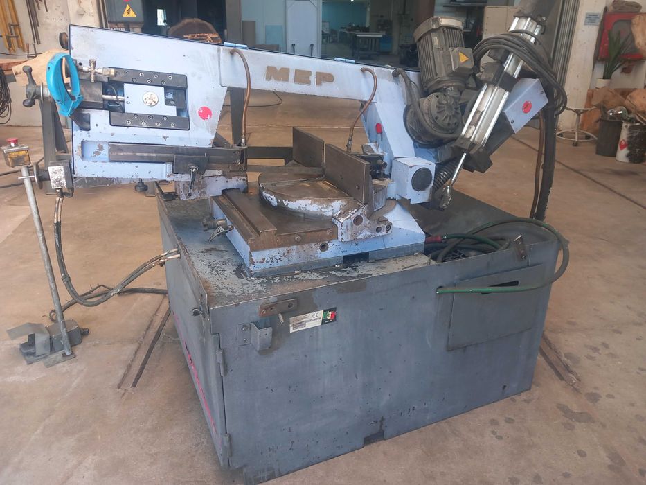 Venda serra fita semi-automática para corte ferro industrial MEP SHARK 320 SX DE 2001 e acessórios