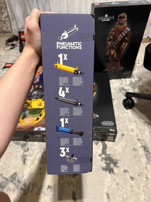 Новий Lego Technic 42157 John Deere 9620R 4WD Tractor