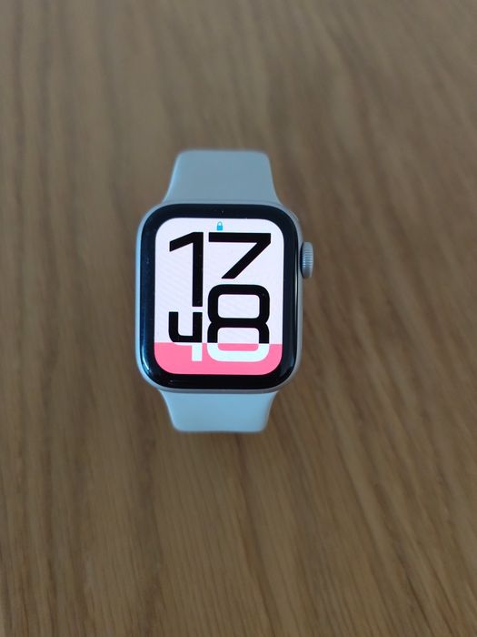 Apple Watch SE 3 — 40 mm | GPS + Cellular com Garantia