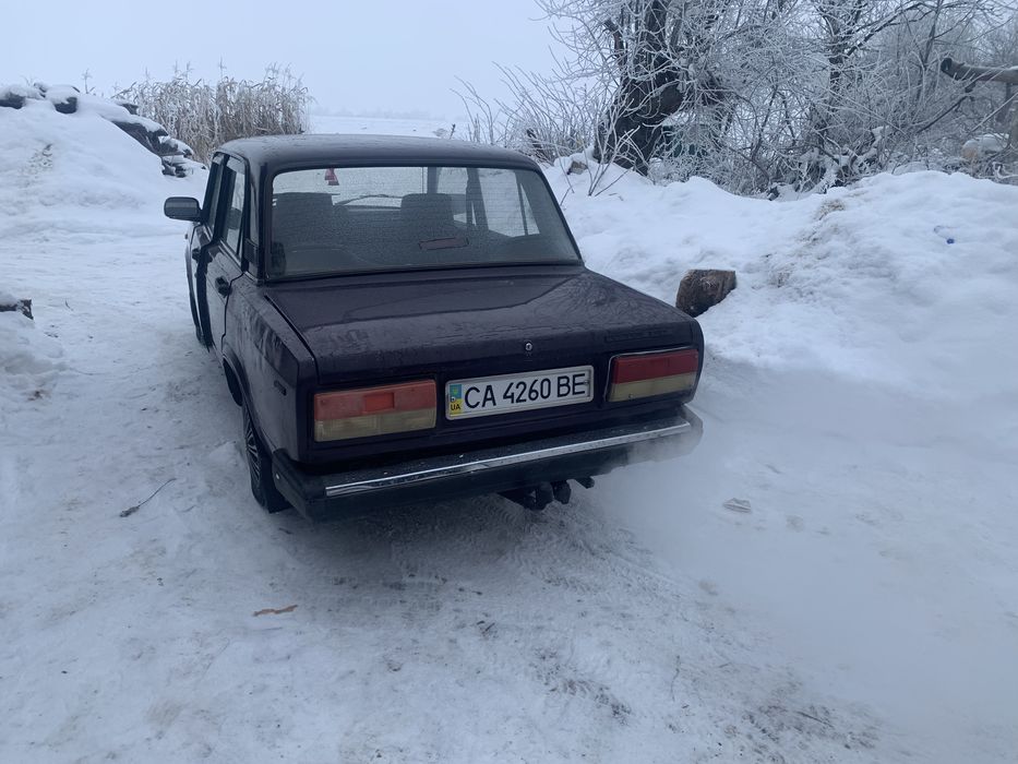 Продам ваз 2107 авто внепаганому стані цікавить обмін з моєю доплатой