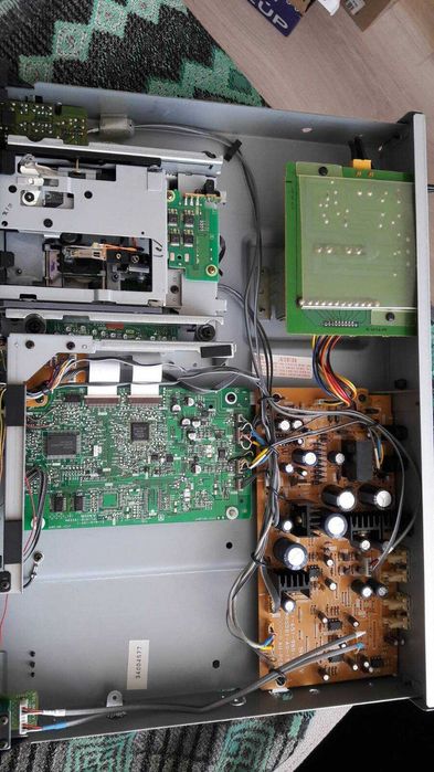 мини дисковая дека Sony-MDS 501 с пультом \коллекционное состояние!