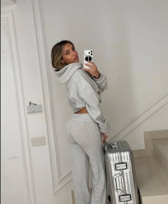 костюм з крилами , обʼємне худі та штани кльош