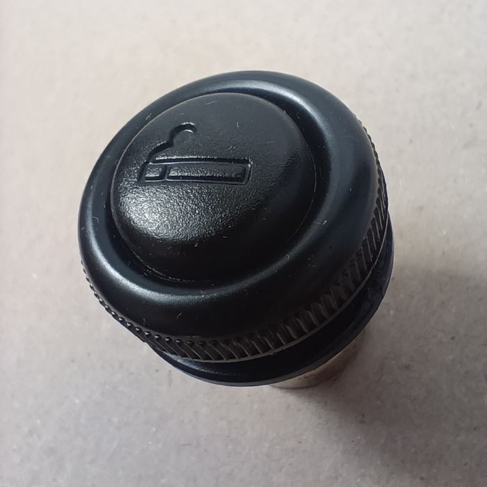 Прикуриватель в авто