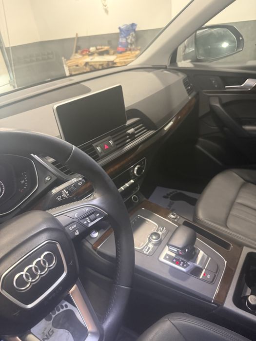 Audi Q5 2019 VIN WA1BNAFY3L2027872 фото оголошення 4 з 23