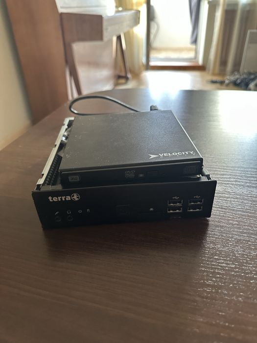 Компактный Мини-ПК Terra (Intel Core i5 / 4GB / 500GB) + DVD-RW
